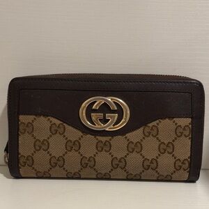 Gucci Signature Brown and Tan Zip Wallet